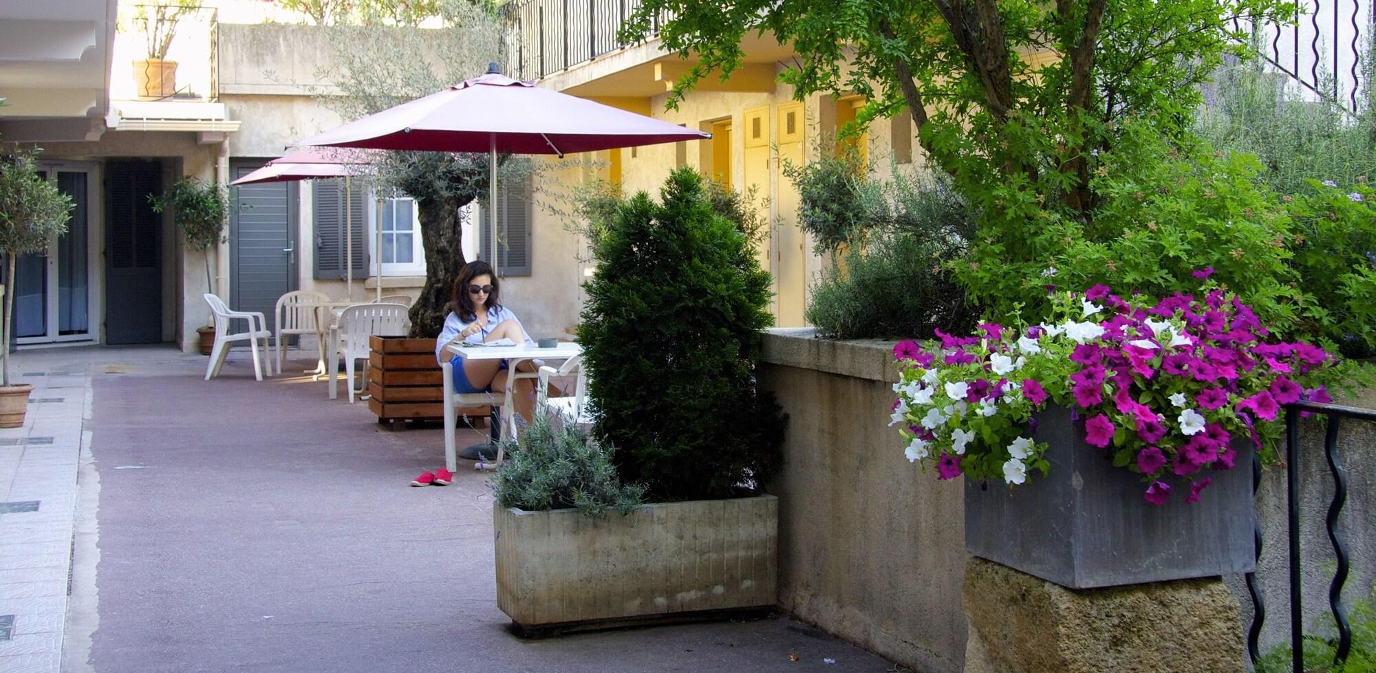 Le Concorde Hotel Aix-en-Provence Exterior foto